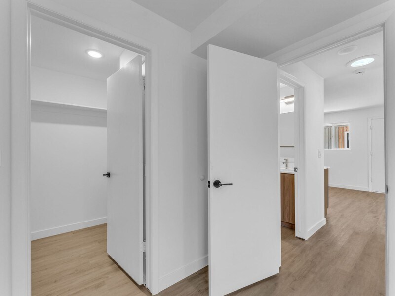 Building Photo - 644 S 800 E