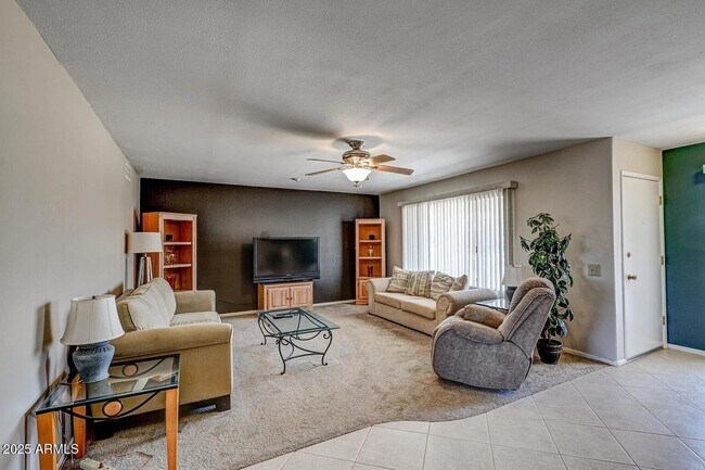 Building Photo - 13207 W Kodiak Dr