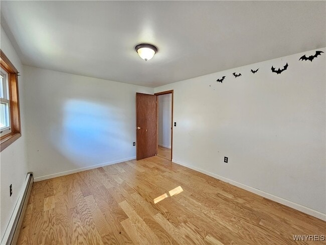 Building Photo - 1970 Sturgeon Point Rd