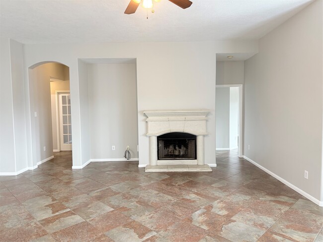 Building Photo - 21514 Juniper Meadows Dr