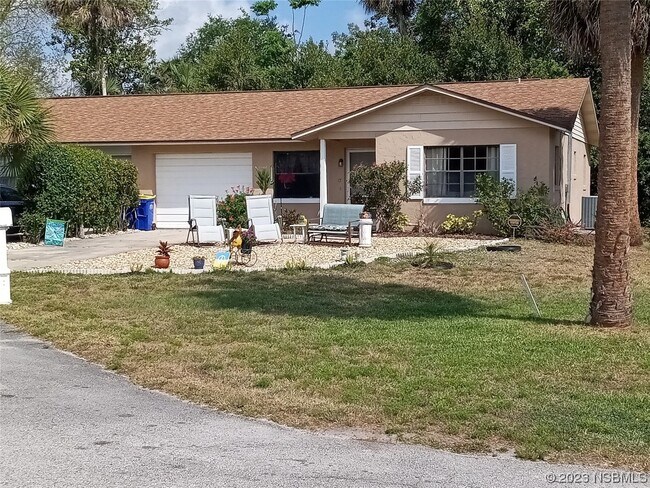 Primary Photo - 17 Pelican Dr