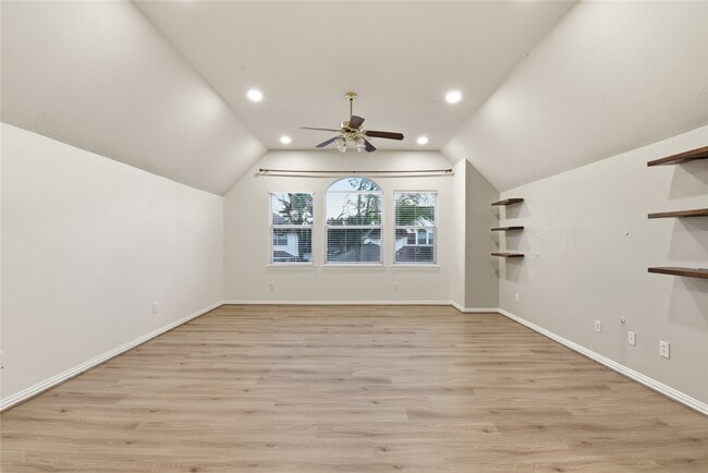 Building Photo - 6507 Hill Haven Ct