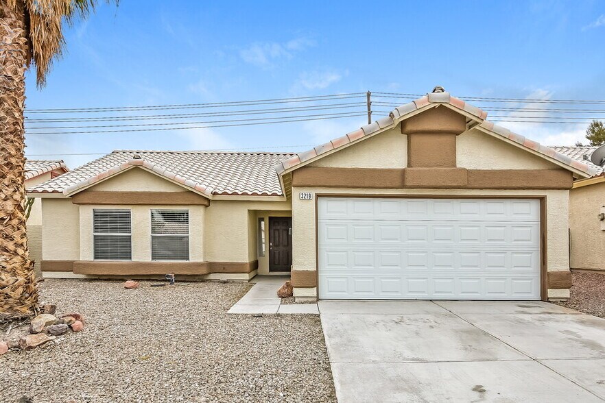 Primary Photo - 3219 Lost Mesa Ct