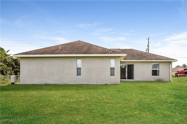 Building Photo - 3220 51st St W