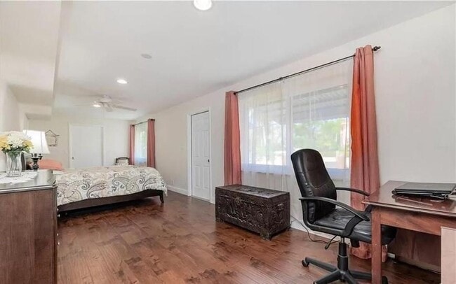 Building Photo - 3 bedroom in Ft Lauderdale FL 33312