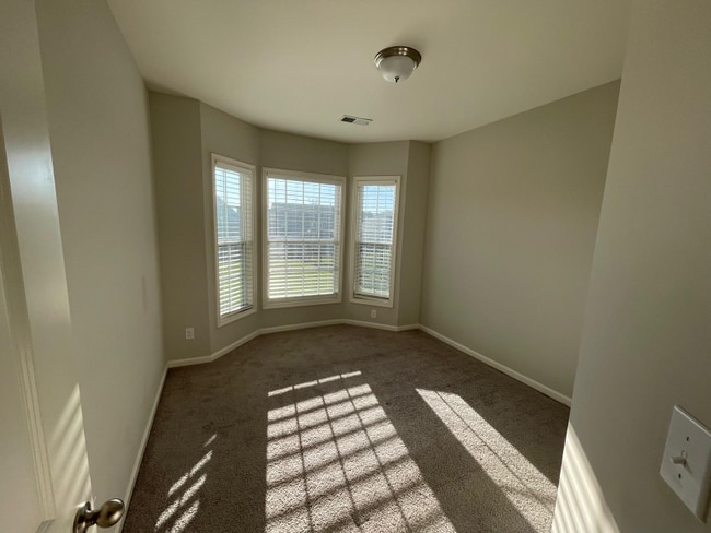 Building Photo - 118 Belden Trl