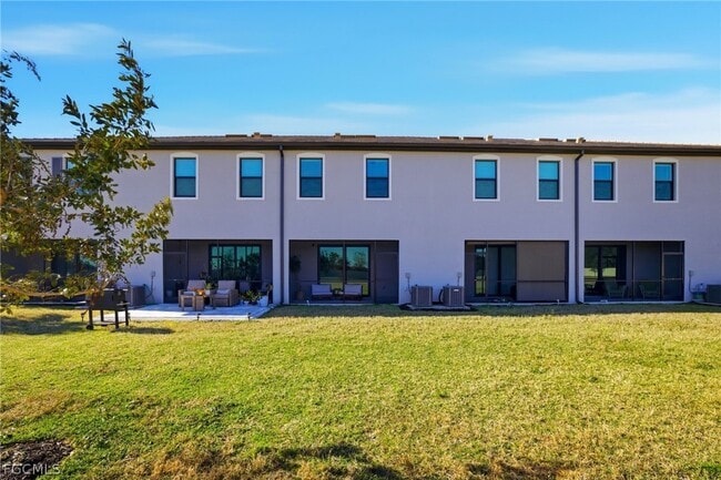 Building Photo - 14303 Pine Lodge Ln