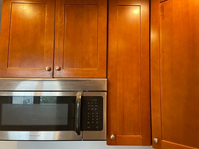 Building Photo - 69 Boston St