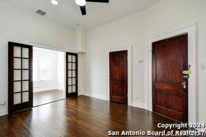 Building Photo - 423 W Woodlawn Ave