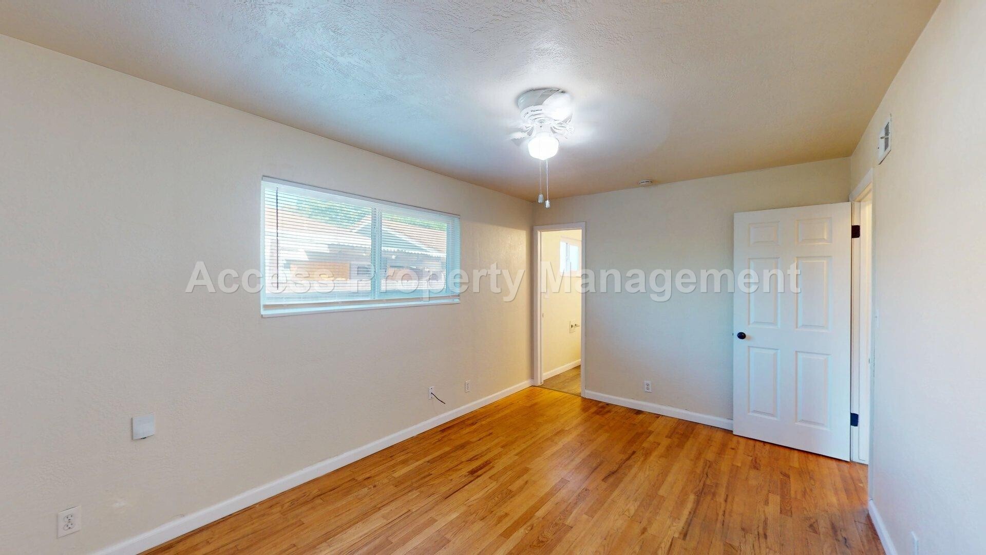Building Photo - 145 Marilyn Ave