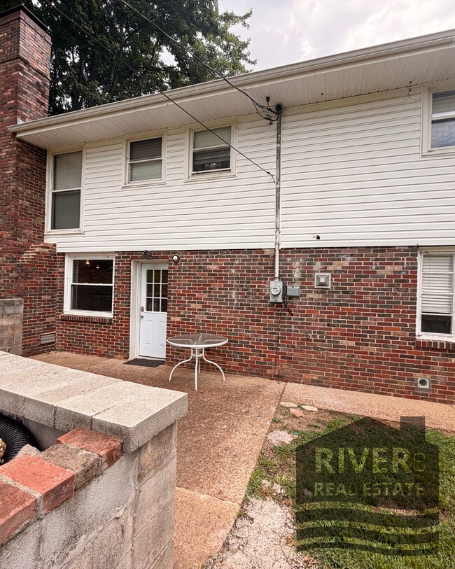 Building Photo - 721 W Lelia St