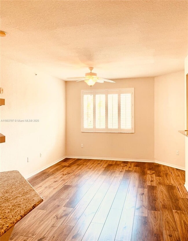 Building Photo - 11011 Legacy Ln