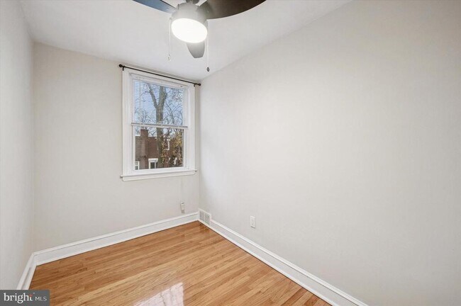 Building Photo - 650 Magnolia Ave