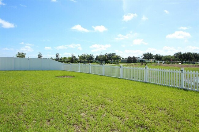 Building Photo - 404 Citrine Lp