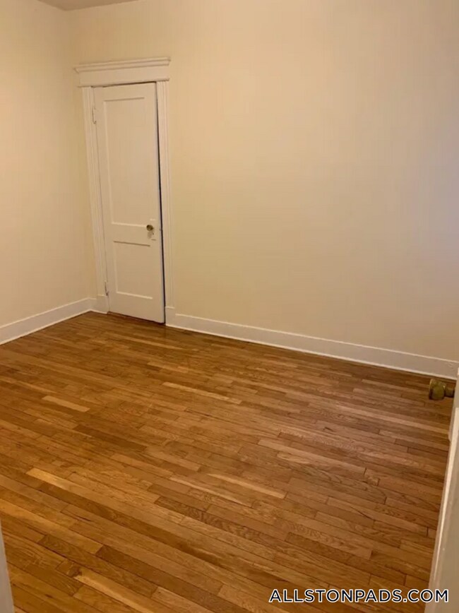 Building Photo - 1152 Commonwealth Ave