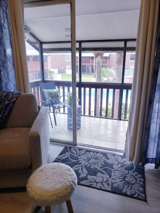 Building Photo - 8211 12th Way N