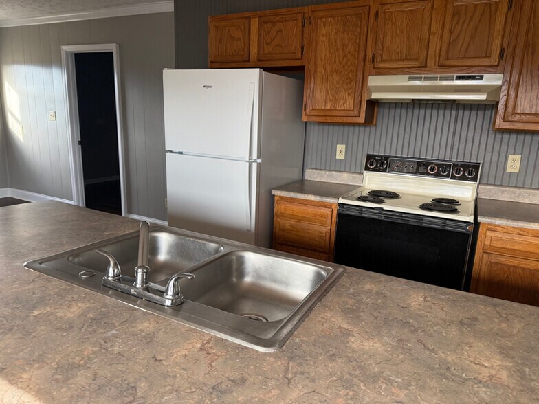 Building Photo - 2481 Elk Way