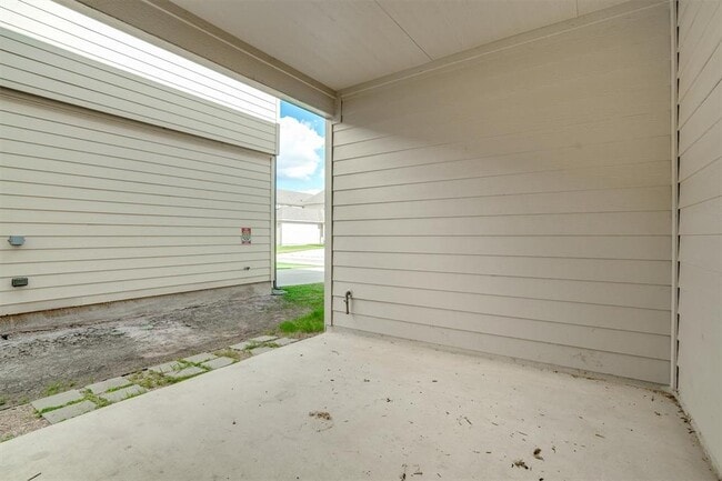 Building Photo - 177 Diamond Point Dr