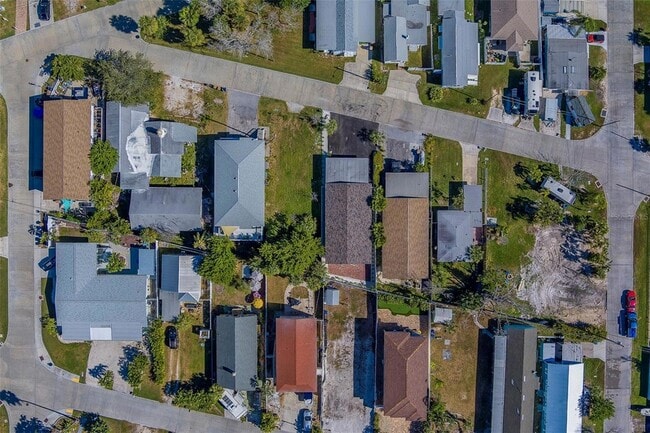 Building Photo - 13248 4th St E