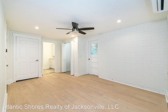 Building Photo - 4 br, 2 bath House - 1103 14th Ave. N