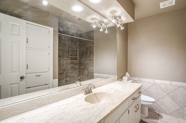 Building Photo - Spacious 3 Bed. 2 Bath Rental Ready for New Tenants- HEB ISD- 76040