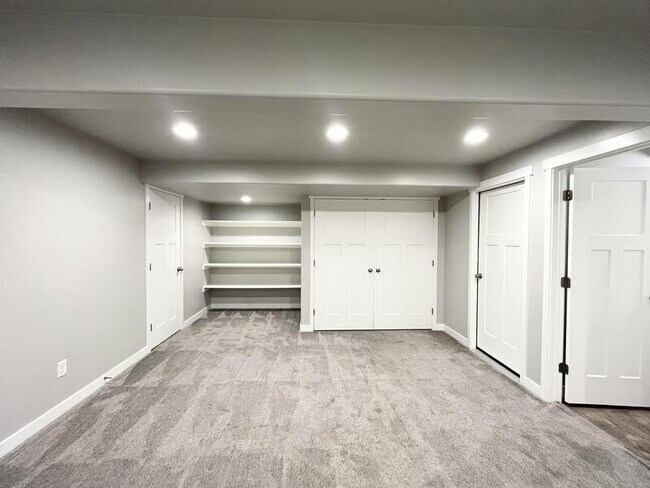 Building Photo - 621 Koins Way