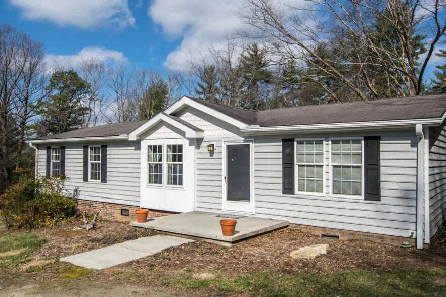 Building Photo - 224 Prestwood Ln