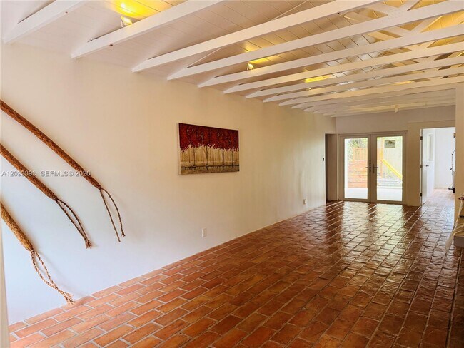 Building Photo - 3841 Kumquat Ave