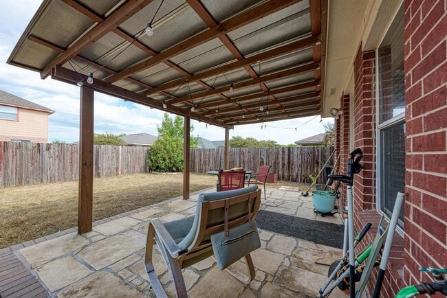 Building Photo - 921 Dexter Dr