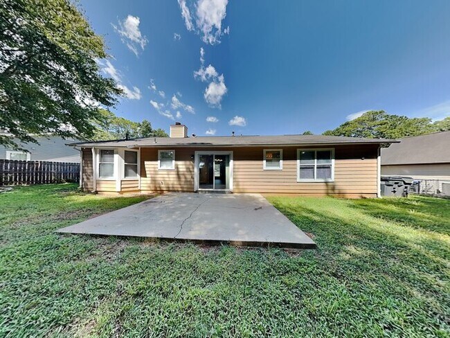 Building Photo - 3101 Park Creek Ct