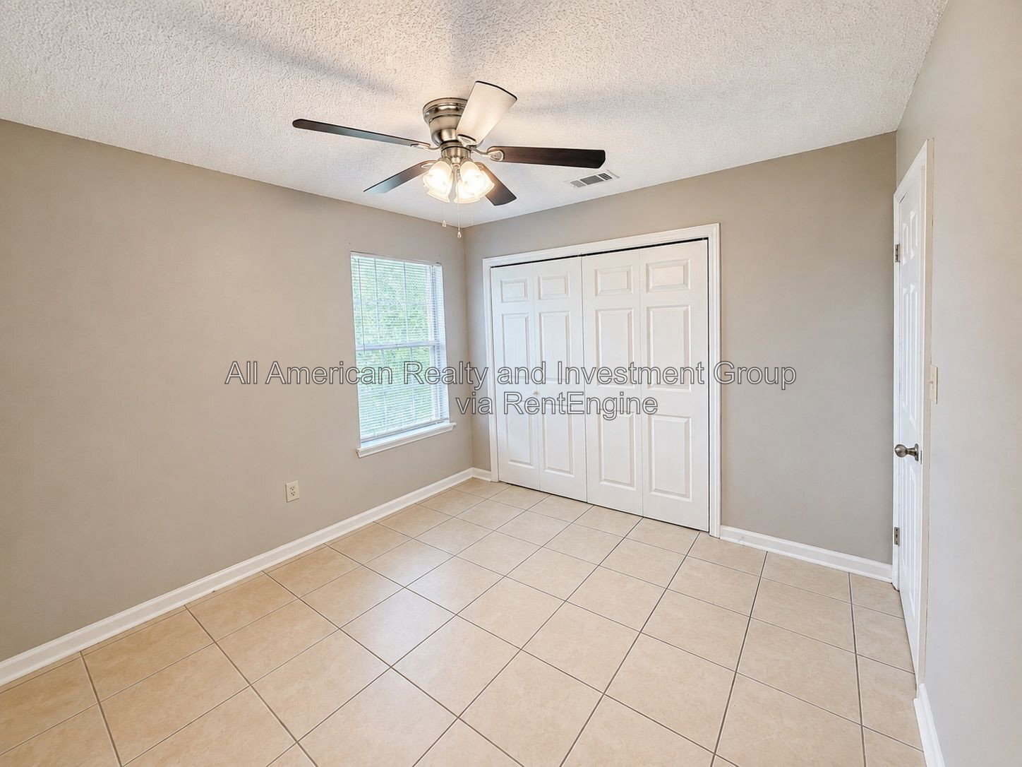 Building Photo - 939 Tanager Rd