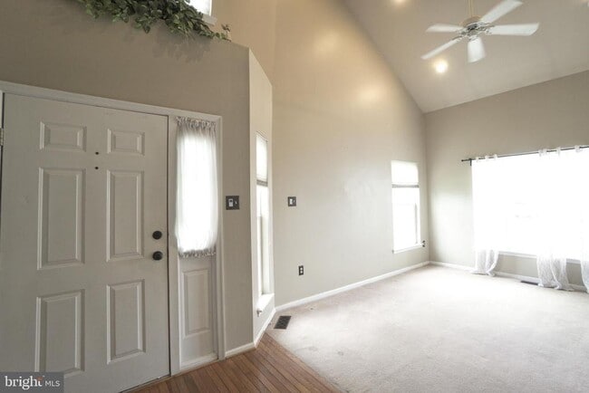 Building Photo - 2041 Greenes Way Cir