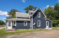 Building Photo - 631 W Broadway Ave