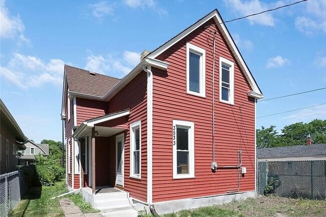 Building Photo - 3533 Chicago Ave