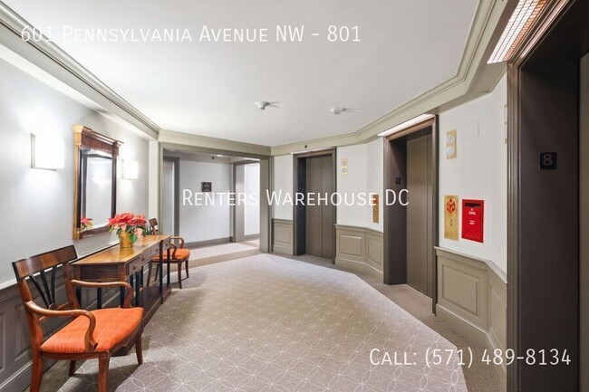 Building Photo - Stylish 8th-Floor Furnished Studio in Penn...