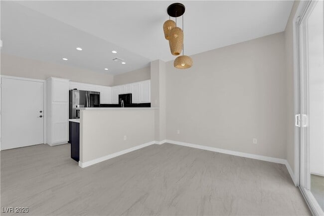 Building Photo - 8739 Villa Jeremiah Ln