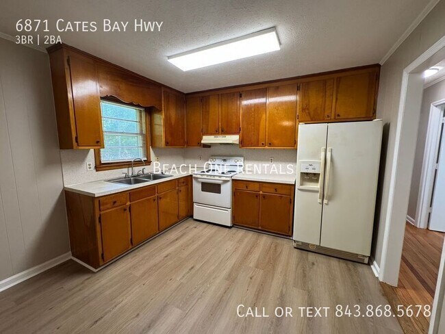 Building Photo - 6871 Cates Bay Hwy