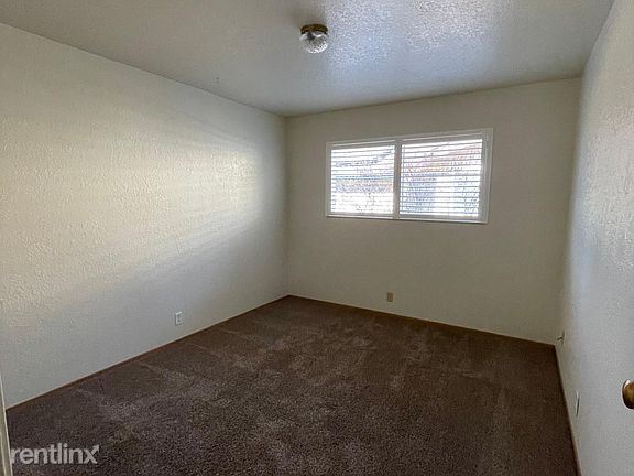 Building Photo - 3 br, 2 bath House - 561 Azalea Way
