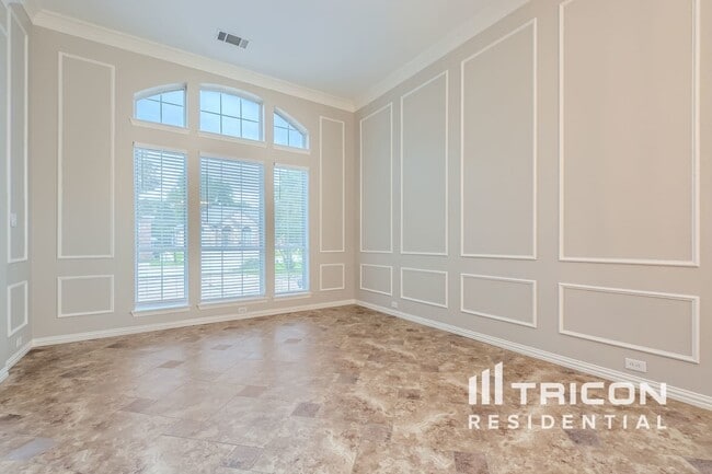 Building Photo - 122 Freedom Ct