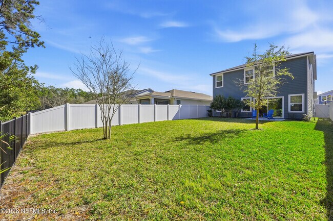 Building Photo - 184 Dahlia Falls Dr