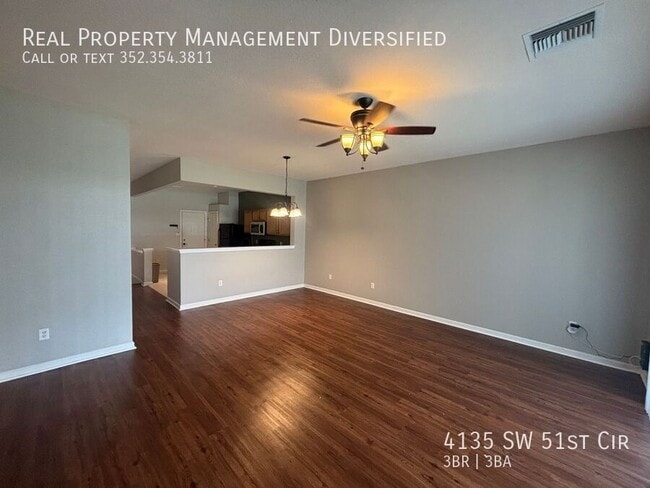 Building Photo - 4135 SW 51st Cir