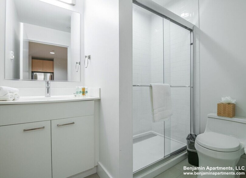 Building Photo - 1085 Boylston St