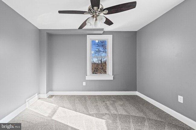 Building Photo - 3014 Royston Ave