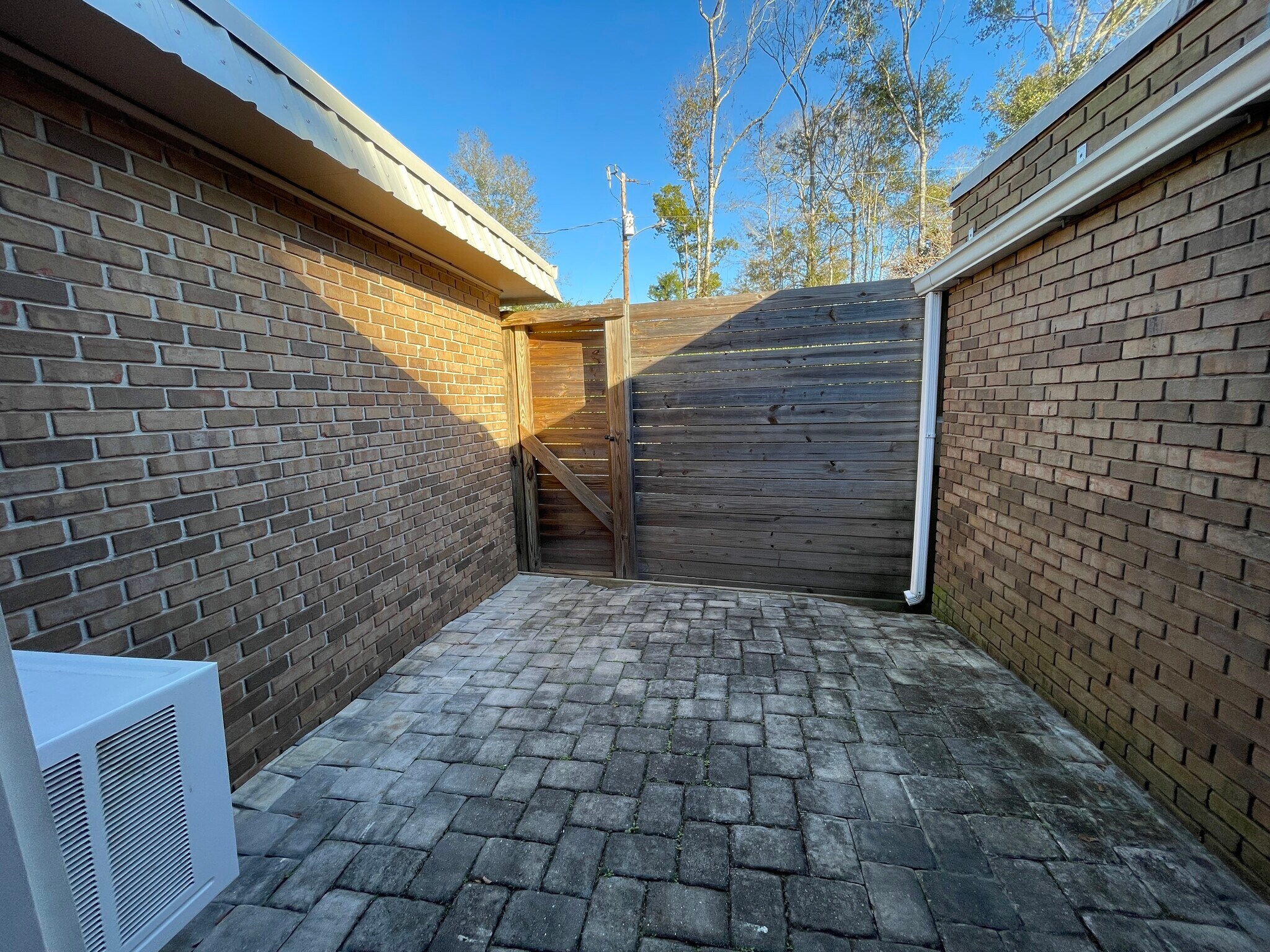Building Photo - 15837 US-98