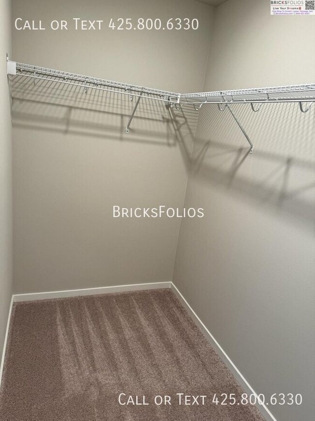 Building Photo - Craft Unforgettable Memories in Your Dream...