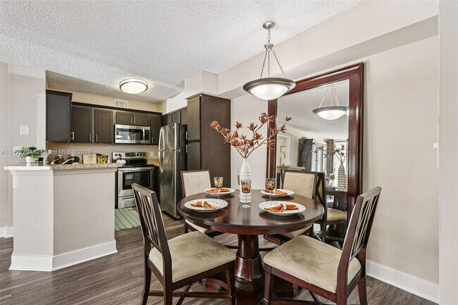 Building Photo - 4303 W Atlantic Blvd