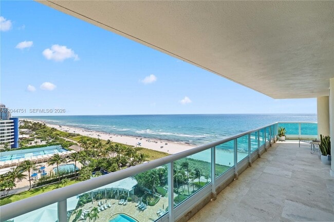 Building Photo - 5025 Collins Ave