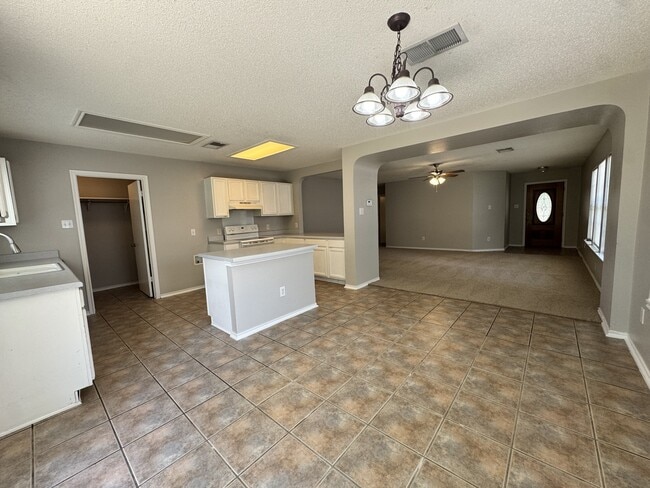 Building Photo - 1008 Aransas Cove