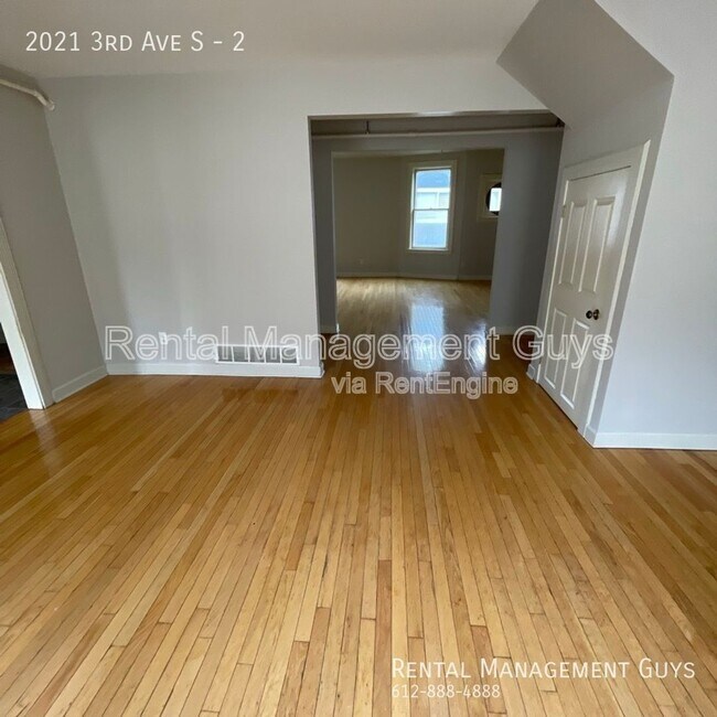 Building Photo - 2021 3rd Ave S