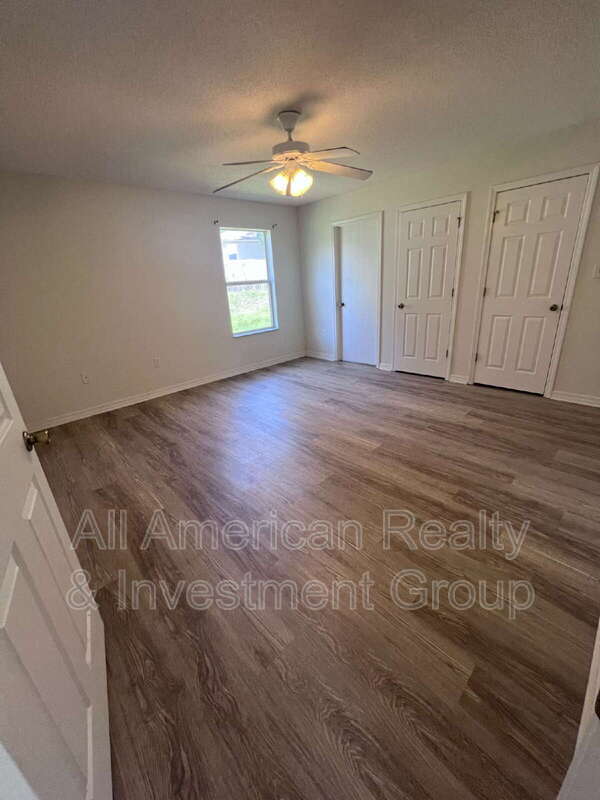 Building Photo - 147 Cabana Way